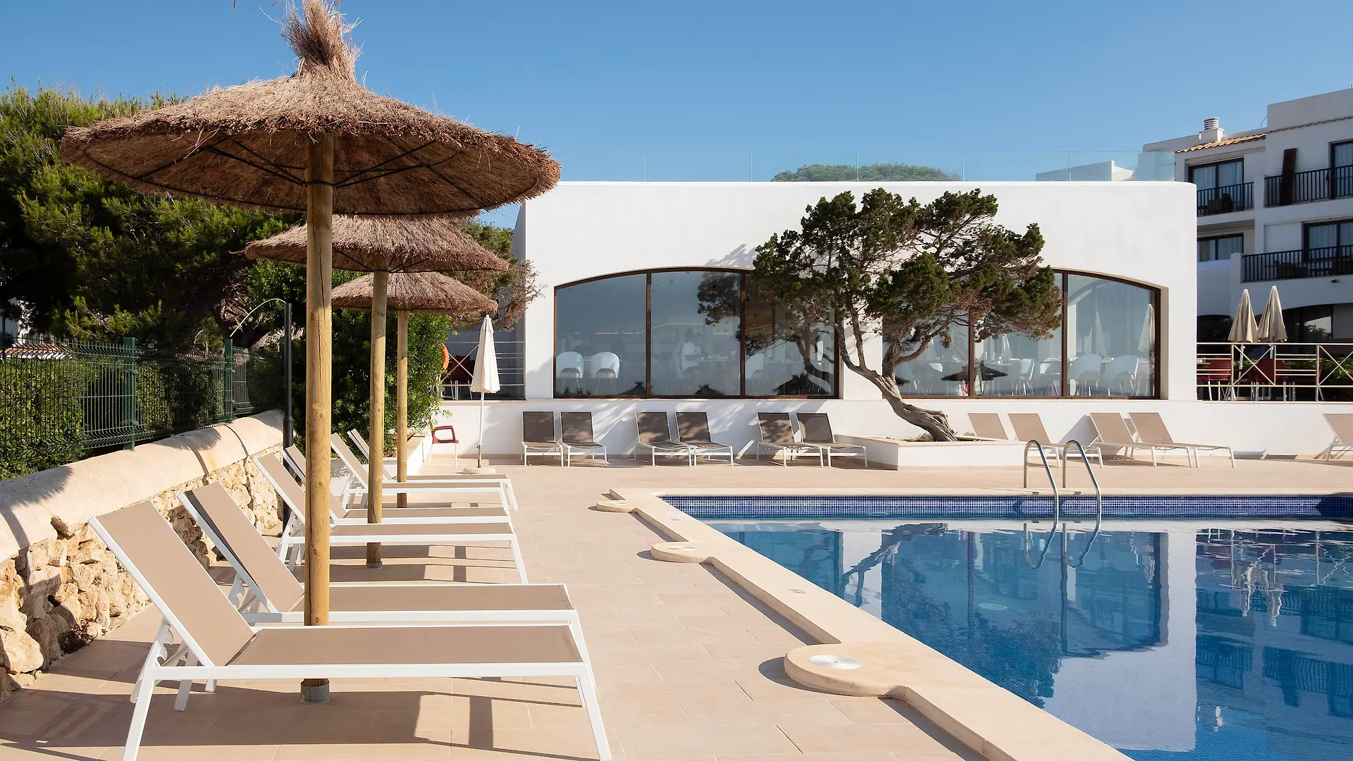 Alua Suites Las Rocas Cala D´Or